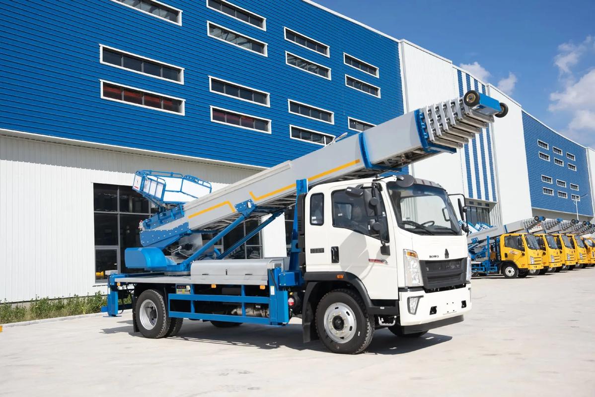 泗县出租云梯车高空作业车 建筑垃圾搬运